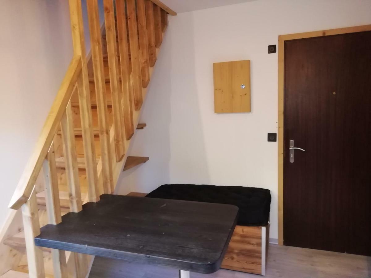 Studio En Duplex Renove Thônes Eksteriør bilde
